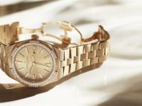 江诗丹顿手表表蒙有划痕处理方法